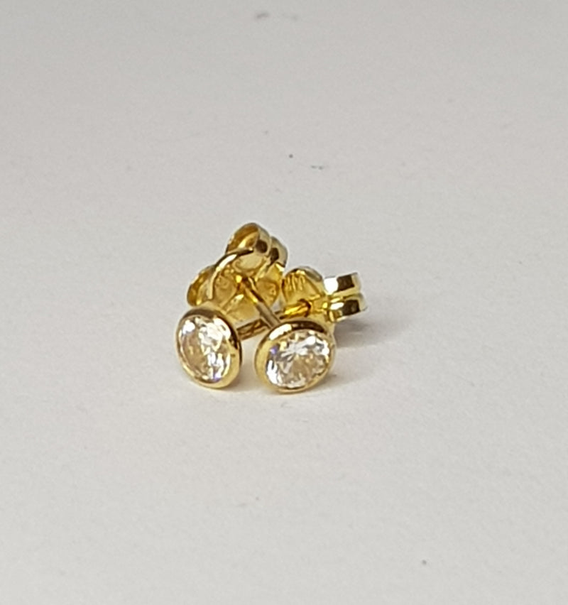 9ct Yellow Gold CZ Bezel Studs