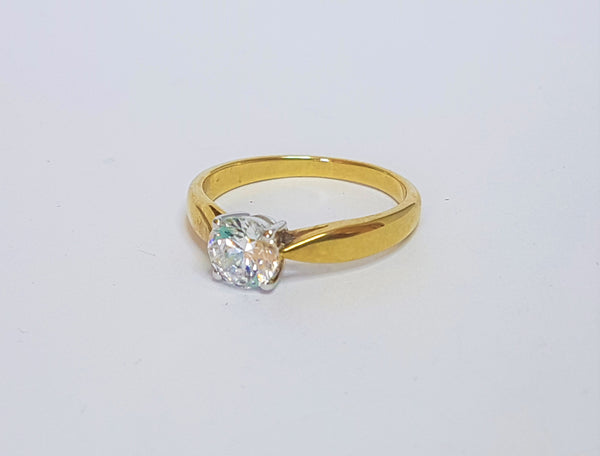 9ct Yellow Gold Round CZ Solitaire Ring