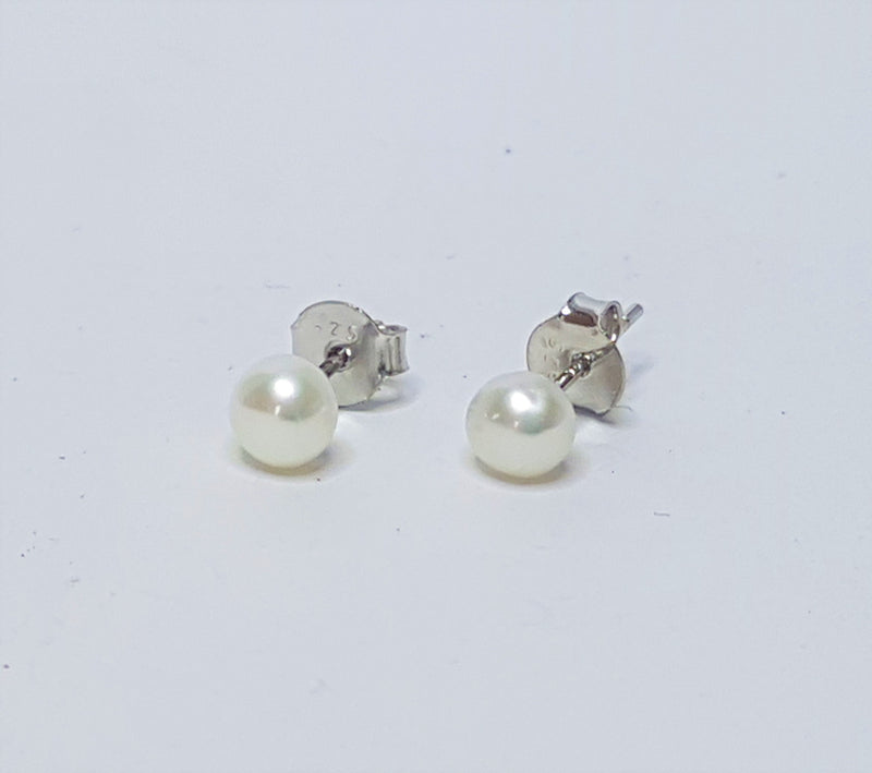 4.5mm Pearl Sterling Silver Studs