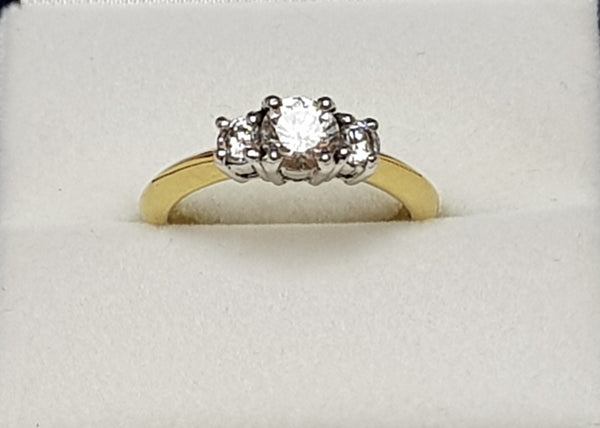 9ct Yellow Gold 3 CZ Ring